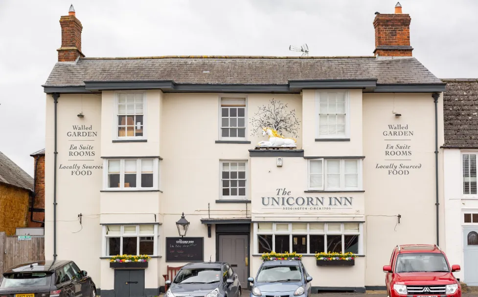 Unicorn-Exterior-3-1 (2)